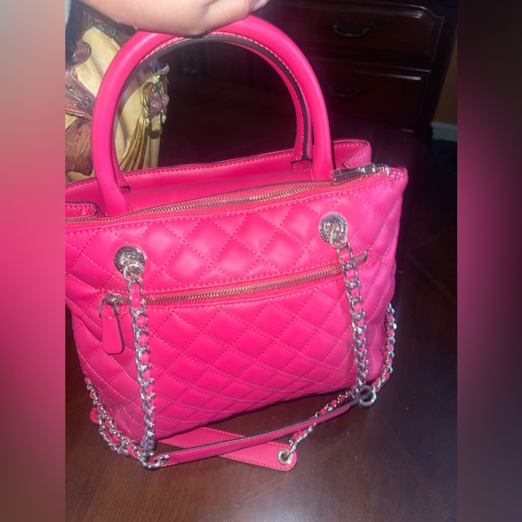 GUESS Illy Society Satchel in Pink NWOT - Picture 4 of 8